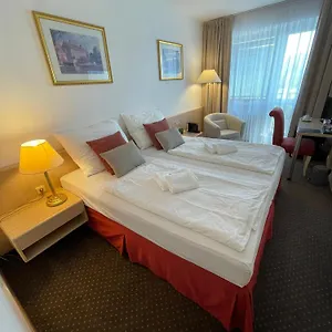 Hotel Oaza ***